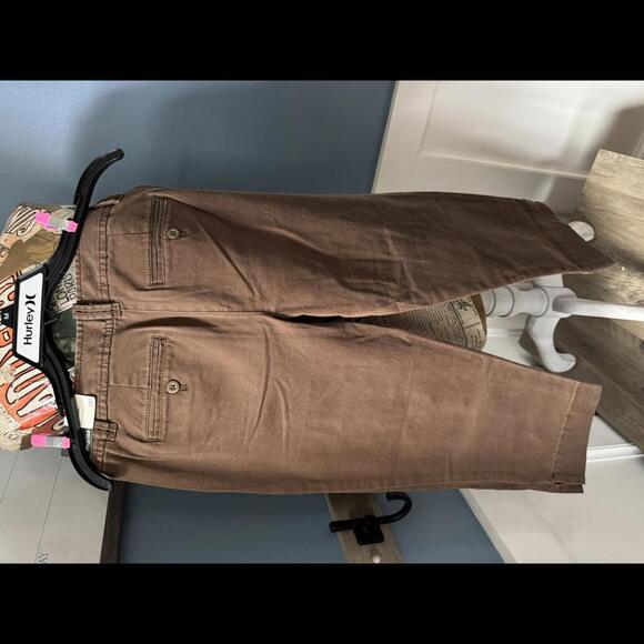 Marisa Women's Brown Capri Pants - New With Tags SIZE 0Petite - Picture 2 of 3
